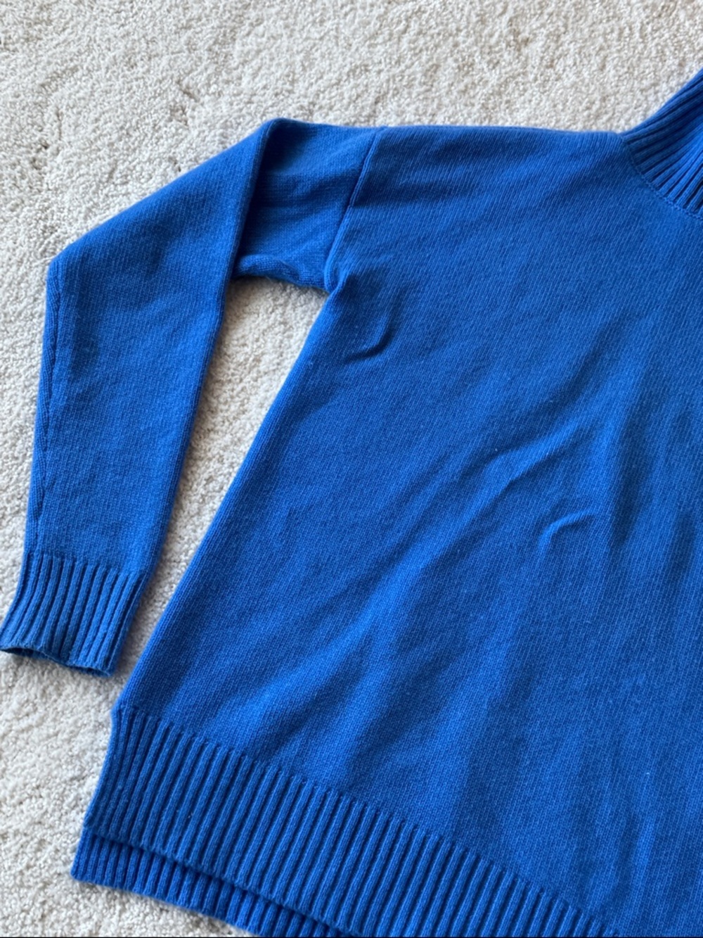 J. McLaughlin Bright Blue Cashmere Turtleneck Sweater - Picture 2 of 9